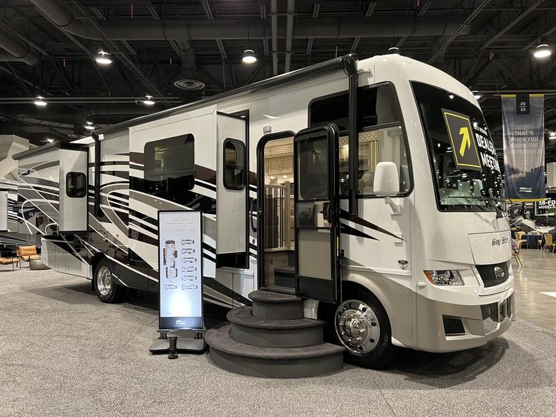 MountComfortRV's tweet image. Take a special look at the new 2024 Newmar Bay Star 3423 and the new 2024 Newmar Bay Star 3618! 
Call (800) 899-6676 for more information! You can check out all of our Newmars here on our website: mountcomfortrv.com/default.asp?co…...
#mountcomfortrv #newmar #rv #rvlife #rvliving #indiana