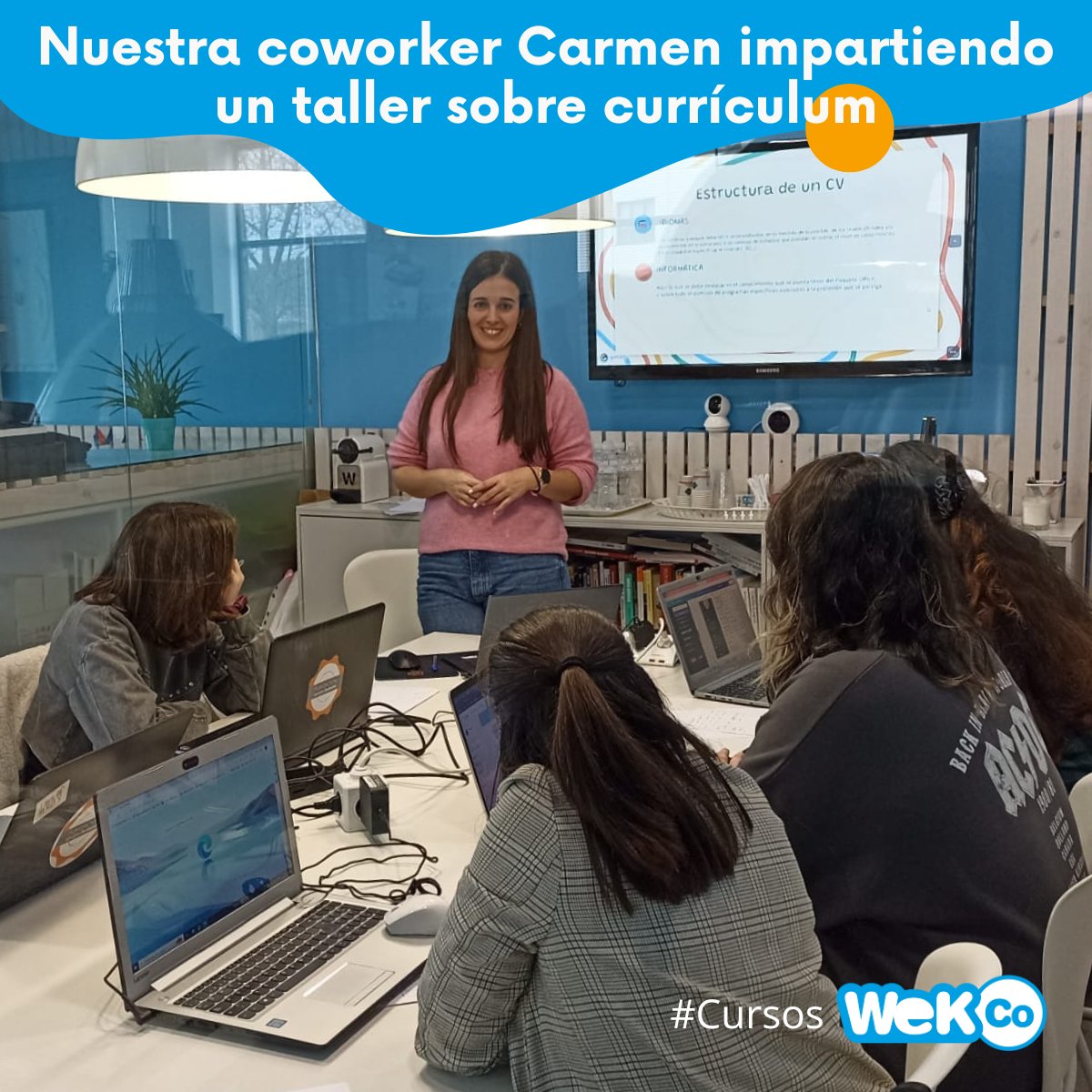 Los #cursos de #formación forman una parte importante del día a día en #WeKCo. Aquí tenemos a nuestra #coworker Carmen de #FundaciónEquipoHumano, impartiendo un curso sobre cómo realizar un #currículum.  

#CursosWeKCo #formadores #soyformador #FEH #CV