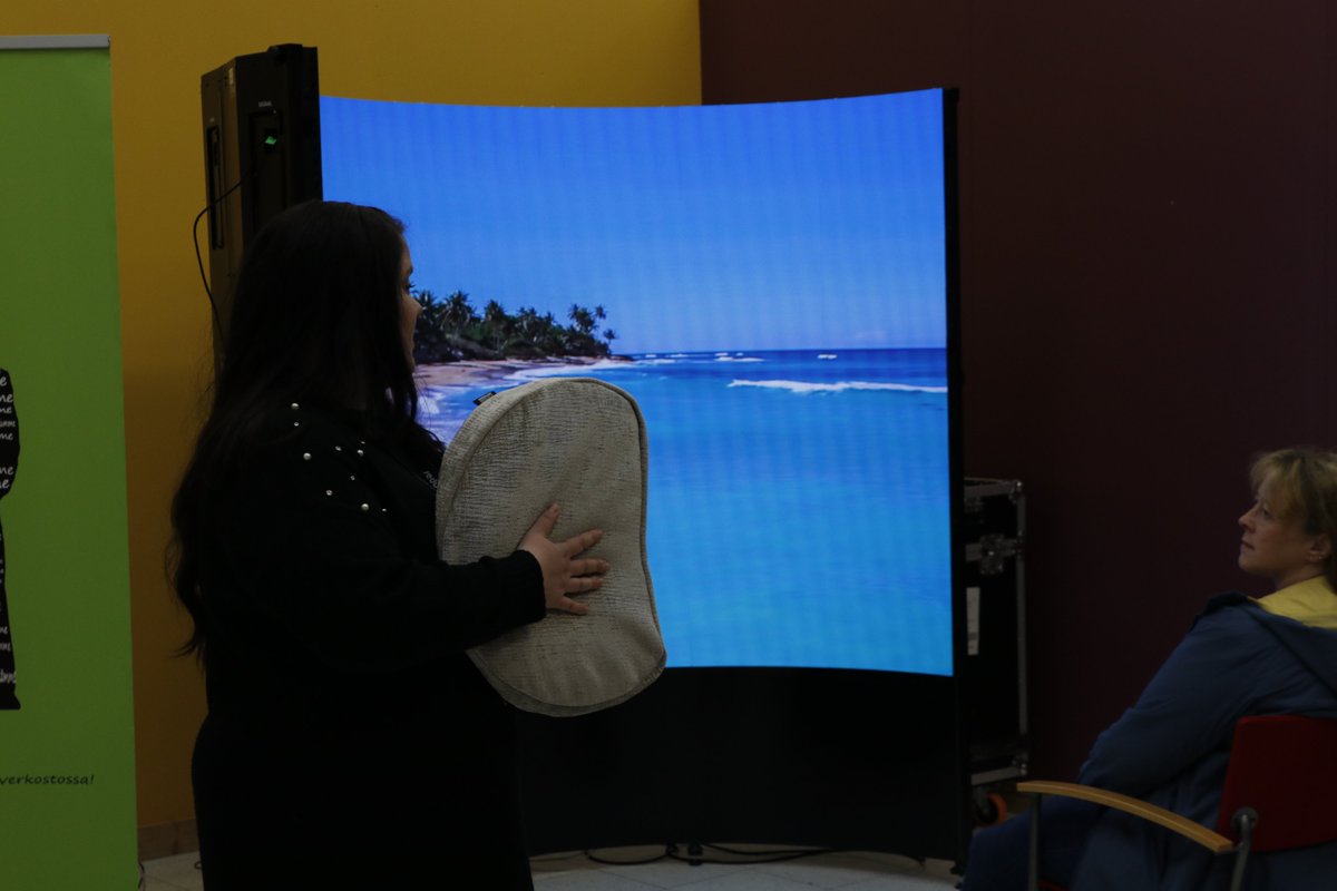 Sedu_fi's tweet photo. Hanna Lindberg from the UUTE SoTe project introduced our international guests today to welfare technology and presented how it can be utilized. #WelfareTechnology #innovations #VET https://t.co/3dP7EdCzSX
