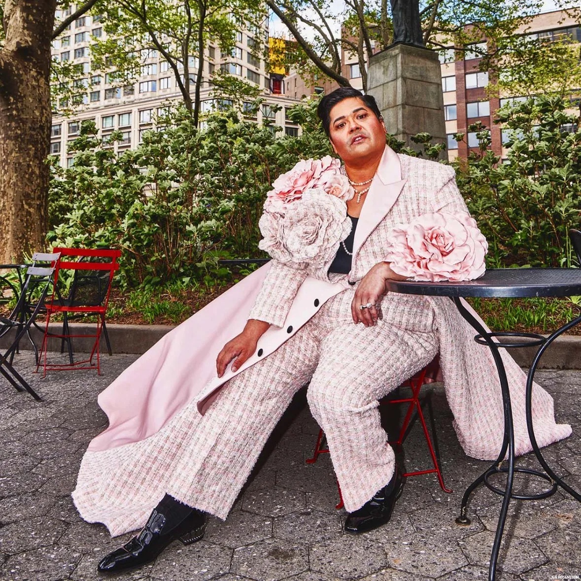 safety_haz's tweet photo. Happy birthday @HARVEYGUILLEN! You're supposed to be getting gifts, not blessing us all - love your #MetGala photoshoot with @JenRosenstein @TheAdvocateMag! https://t.co/mRF2vA4VIC https://t.co/nuv5djvgfc
