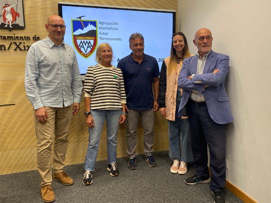 La <a href="/AMATorrecerredo/">Agrupación Montañera</a> presenta sus actividades de verano 2023 🏔️ ¡¡No te lo puedes perder!!  
Más información ➡️ gijon.es/es/noticias/am…
#gijondeporte