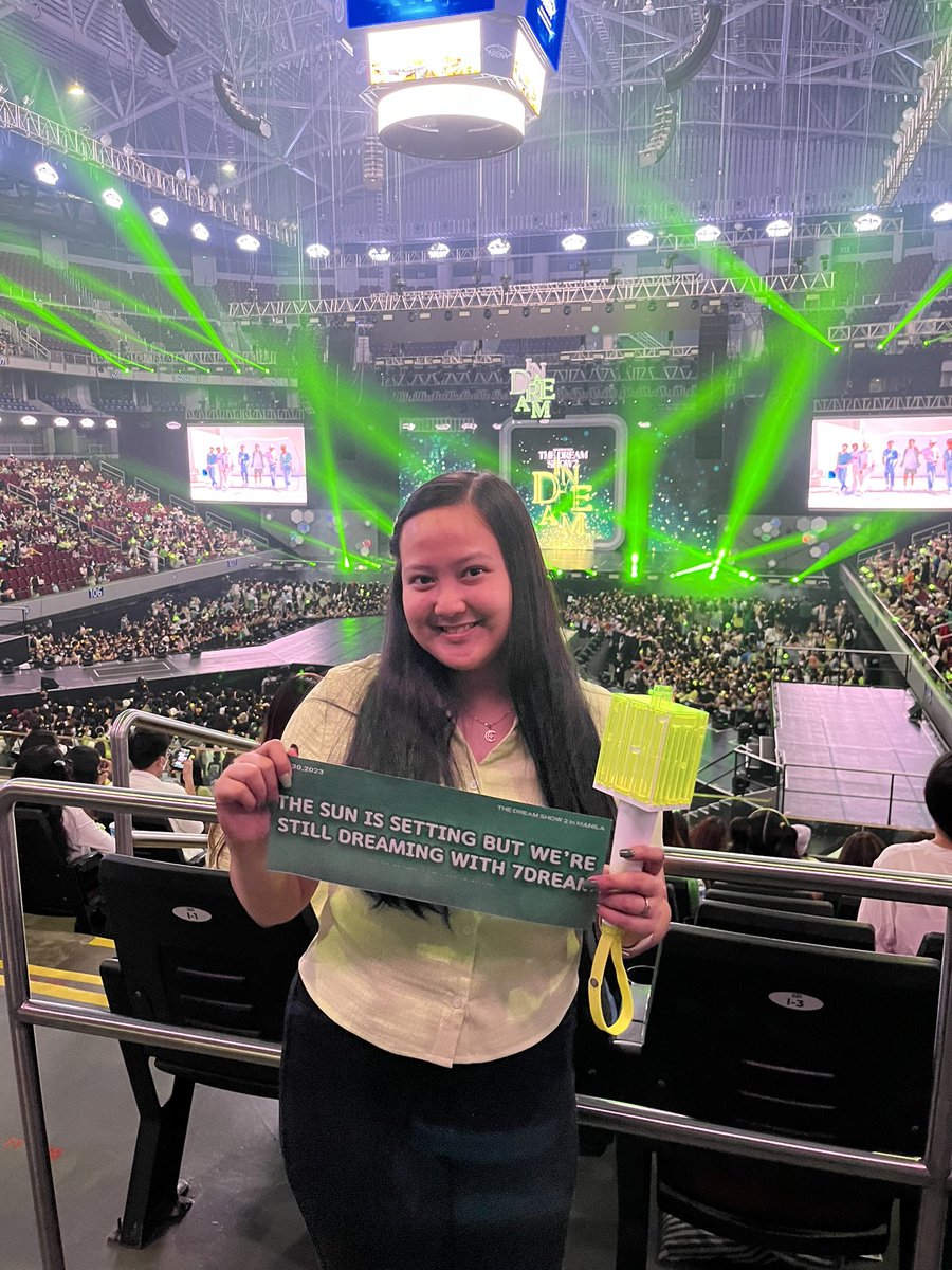 GeeneMiranda's tweet photo. And yet again, I am still DREAMing with you @NCTsmtown_DREAM 😭💚 

Mahal na mahal ko kayo DREAMies🫶🏻

Thank you so much po Daddy and Mommy, I love youuu!🥹🤍

#NCTDREAMinMANILA 
#TheDreamShow2_in_MANILA #NCTDREAM_TheDreamShow2_in_MANILA https://t.co/AP8DhEl6Ub