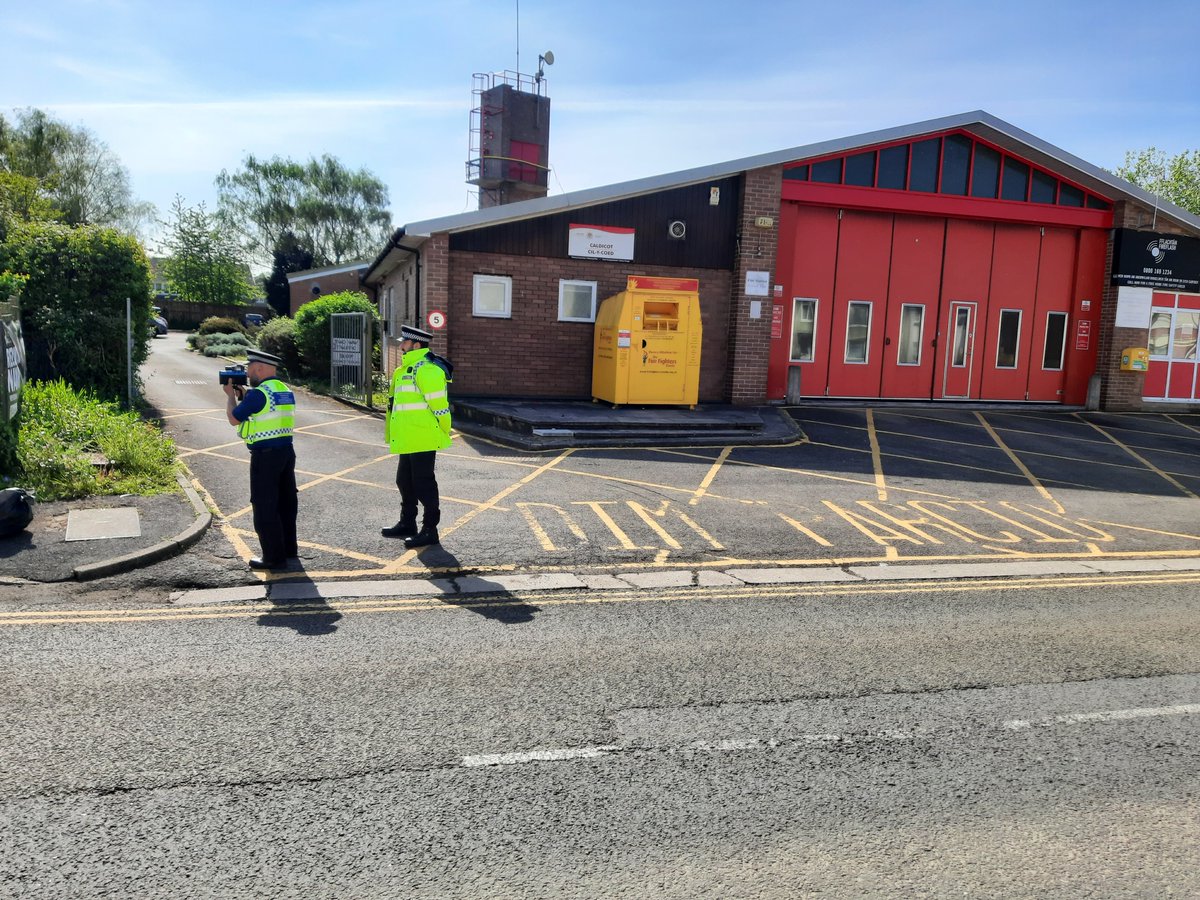 🚗 Monmouthshire South NPT held a 20mph speeding operation on Newport Road, Caldicot this morning alongside @swfrsroadsafety and @mon_roadsafety. 11 vehicles opted for an educational input. #TwentyIsPlenty #SouthMonNPT
