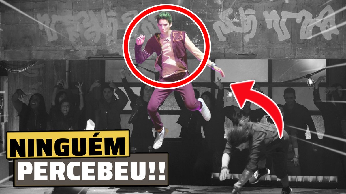 CVNS_OFICIAL's tweet photo. Você se lembra do filme Z-O-M-B-I-E-S da Disney? Até hoje tem gente descobrindo coisas sobre ele! Então, vem comigo que te mostro 5 erros do filme Z-O-M-B-I-E-S da Disney!
.
https://t.co/2aYdft2gmq
.
#cvns #filmedadisney #zombies #disneychannel #errosdegravaçao https://t.co/cdtXgfl12J