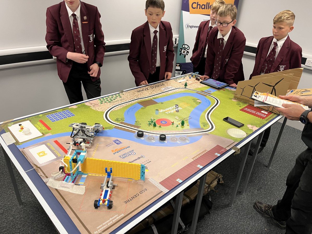 SaintMichaelsCE's tweet photo. @STEMfirst
@PrestonCollege
#TomorrowsEngineers #RoboticsChallenge
STEM club competing in the robotics mat challenge after their robot fell off a table and broke 10 minutes earlier! https://t.co/cqFICL9b0l