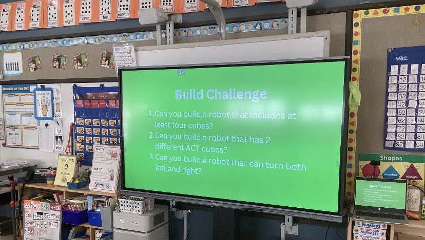 Checked out our very own ITC Andrea & her “Robot Rumpus” lesson at school 72 with K Ss as they explored @modrobotics & took part in a collaborative build challenge! #BPSProud #robotics #cubelets