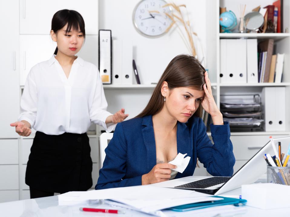 Forbes's tweet photo. Is there a drama addict in your work environment making it hard for you to focus? Mental health experts share their tips for spotting the pattern and protecting your energy. 

https://t.co/f6QGYkIDUI https://t.co/IkzUXSPhRE