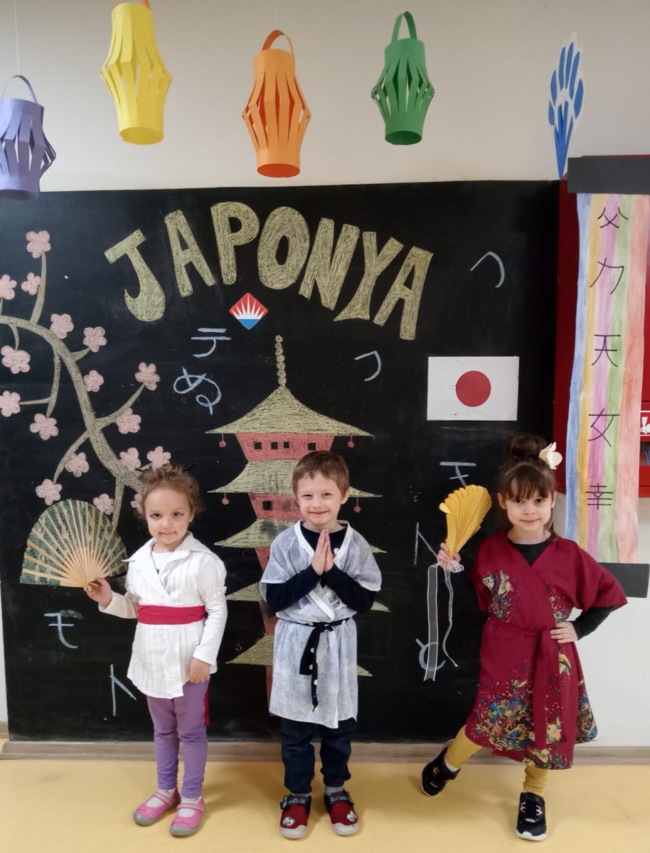 BK_Kirklareli's tweet photo. Anaokul 5 yaş öğrencilerimiz Dünya ülkeleri dersi kapsamında japonya etkinliklerini tamamladılar.💙♥️ https://t.co/p9H6OV1Pig