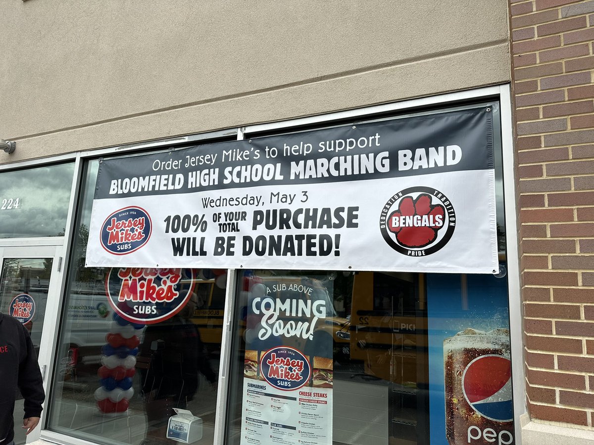 07003bhsband's tweet photo. 224 Bloomfield Ave. Bloomfield, NJ 10am-9pm! https://t.co/ru3P0Xb6kv