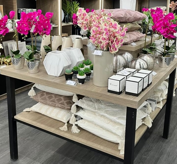 Dmercadeo's tweet photo. En Caracas abren la primera tienda Damasco Home
https://t.co/Z9YB39LqZm https://t.co/KX3mxcy9YR