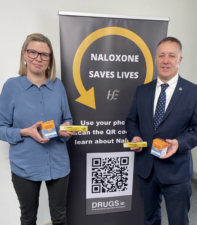 The HSE National Social Inclusion Office in collaboration with the Garda National Drugs and Organised Crime Bureau have created an e-Learning presentation for members to increase awareness of naloxone and its role in #KeepingPeopleSafe

(1/3)<a href="/GardaTraffic/">An Garda Síochána</a> <a href="/gardainfo/">Garda Info</a>