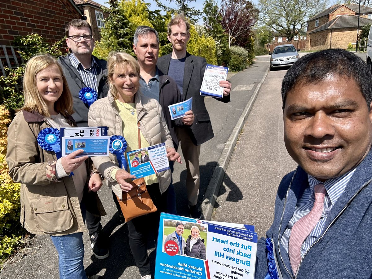 Out canvassing in Dunstall and Gatehouse ward with candidate Adam White and Christine Mucklestone,thank you <a href="/KatyBourne/">Katy Bourne OBE</a> for joining us this morning,fantastic response on the doorstep.
Vote Conservative on Thursday May 4 <a href="/mimsdavies/">Mims Davies MP</a> <a href="/Mid_Sussex/">Mid Sussex Conservatives</a> <a href="/ConservativesBH/">Burgess Hill Conservatives</a> 
#VoteConservatives