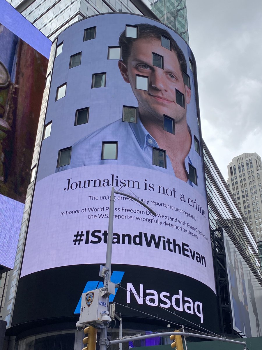 Proud to StandWithEvan alongside my WSJ colleagues in Times Square this morning. #StandWithEvan