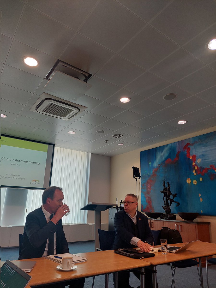 Very grateful to the @IrelandRepBru for providing us with the opportunity to meet with other European practitioners and brainstorm on the future of <a href="/Bridge47_/">Bridge 47</a> network. 💭✍️