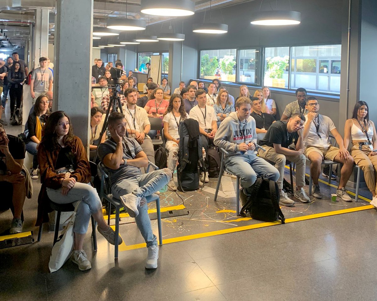 42BarcelonaFTef's tweet image. 🚀 Una fita més a @42BarcelonaFTef!
Més de 130 estudiants que se sumen a la comunitat per continuar aprenent a través del peer to peer després d’haver superat els seus 26 dies de piscina.
Us desitgem molt èxit en aquesta nova etapa! 
#WeLoveCode #Barcelona