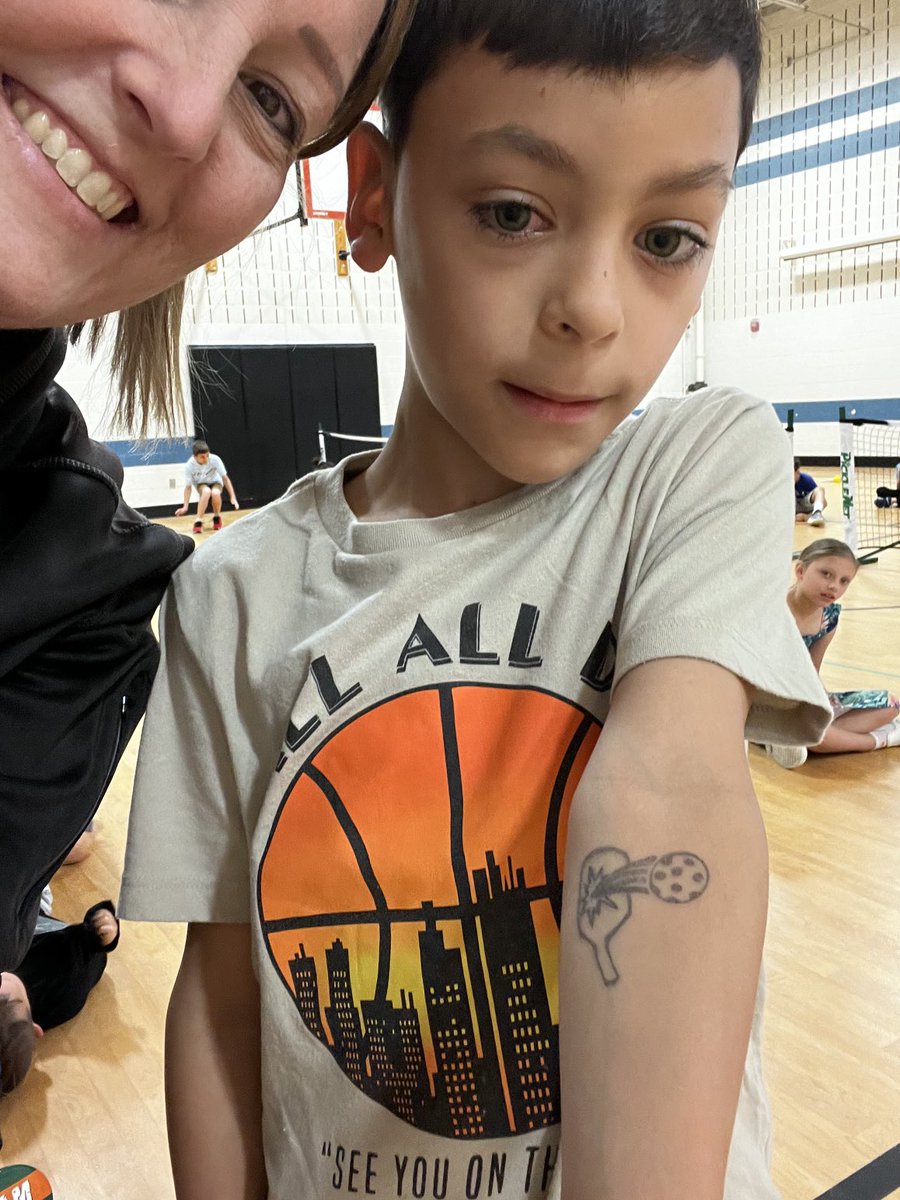 Cynnara Bivin tweet media