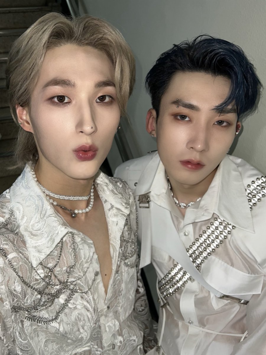 XODIAC_MEMBERS's tweet photo. [#범수] 

내일부터 다시 시작해요 🥰
함께 화이팅 💜 이번주도 잘 부탁해요 :) 

#XODIAC #소디엑 #BEOMSOO #범수 https://t.co/stWGcvTQRP