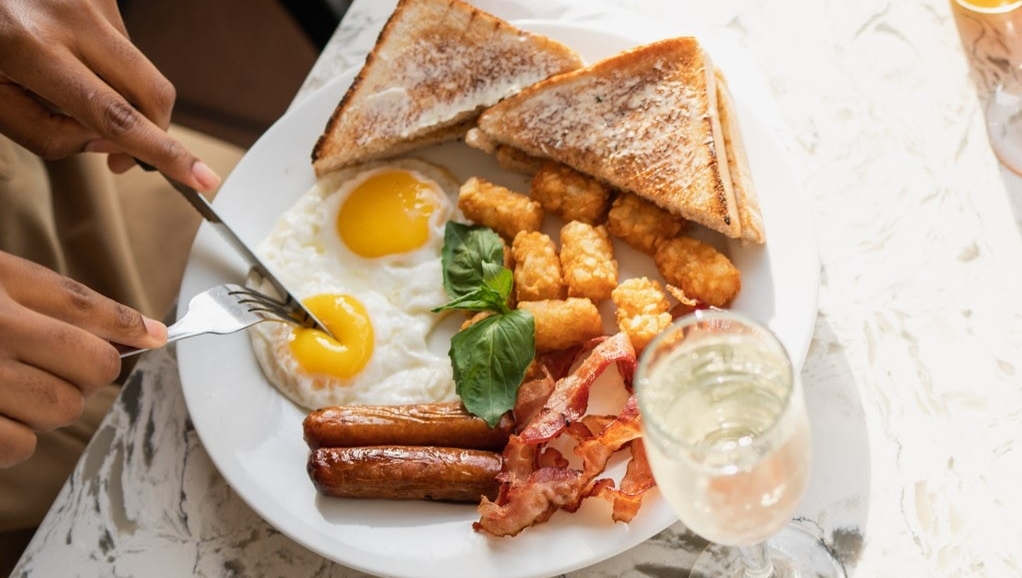 Have a great day beginning with breakfast! Dig into breakfast made with love and fuel up for the day ahead. 🍳🥓

#cafedip #cafediplomatico #italianrestaurant #torontorestaurant #torontoeats #torontofoodie #tolittleitaly #torontoitalian #torontobreakfast