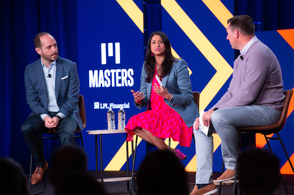 RichSteinmeier's tweet image. What an honor to have had over 700 advisors join us at #LPLMasters this year to share insights, inspire one another and commemorate the incredible achievements of the past year. 

We are proud to recognize each of you and grateful to all who could attend! #WeAreLPL