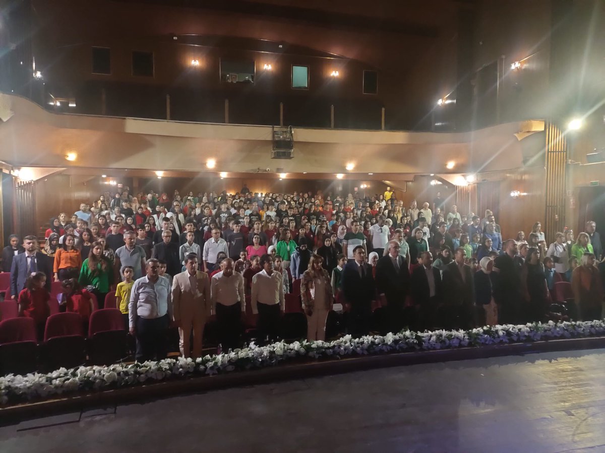 AkdenizilceMem's tweet photo. Geleneksel olarak bu yıl 7. sini düzenlediğimiz " Her Çocuk Bir Şiir" etkinliğimiz İl Müdürümüz Sayın @AdemKoca46 ' nın katılımıyla gerçekleştirildi. 
@tcmeb @prof_mahmutozer @ahpehlivan53  @AdemSimsek33 @MersinMEM https://t.co/cYUqZ96dXl