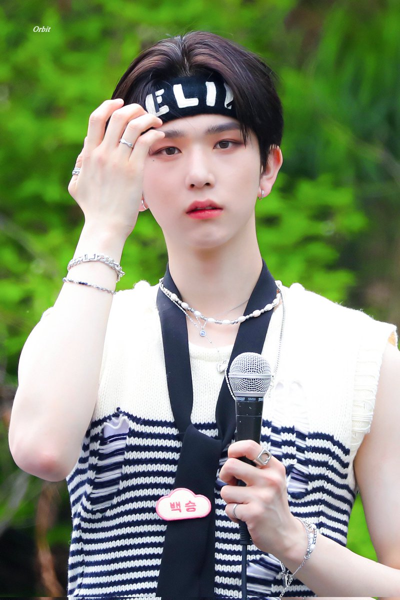 Orbit05_'s tweet photo. 230430 미팬
🍃🌿🌱☘️🍀

#백승 #이펙스 #BAEKSEUNG #EPEX #백승궤도 https://t.co/IHONRFGTN5