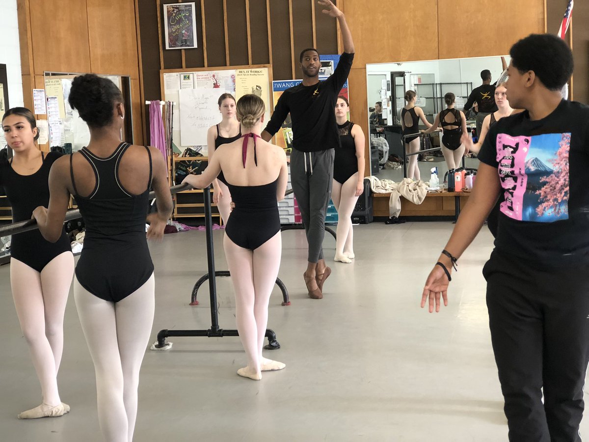 WPSPerformArts's tweet photo. Yes that is @DTHballet Derek Brockington teaching @BurncoatDance  today! Our students learned so much from a wonderful, inspiring and motivating teacher! Thank you @DTHballet  and @musicworcester for the opportunity! @worcesterpublic https://t.co/imSqdZTXy7