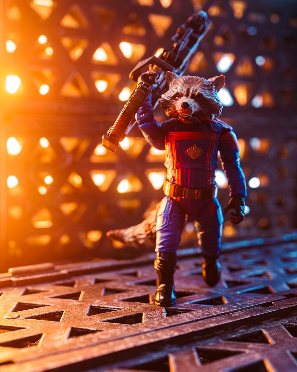 Zoliobi's tweet photo. One last time 🦝🚀
📸 https://t.co/tUnkjmHmYA
#GuardiansOfTheGalaxyVol3
#rocketraccoon #marvelfr #disneyfr #toyphotofrenchforce #toyphotography https://t.co/GwFnBmQajL