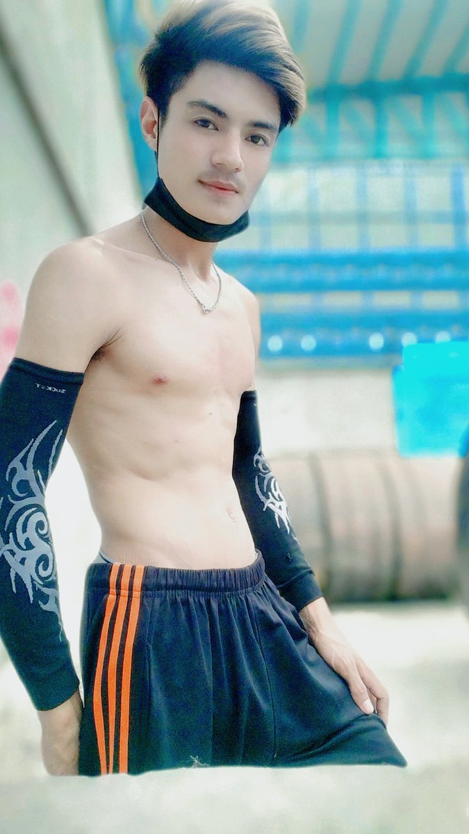ChanChanmyae3's tweet photo. Do you like it, dear? https://t.co/Nv59aLkw4y