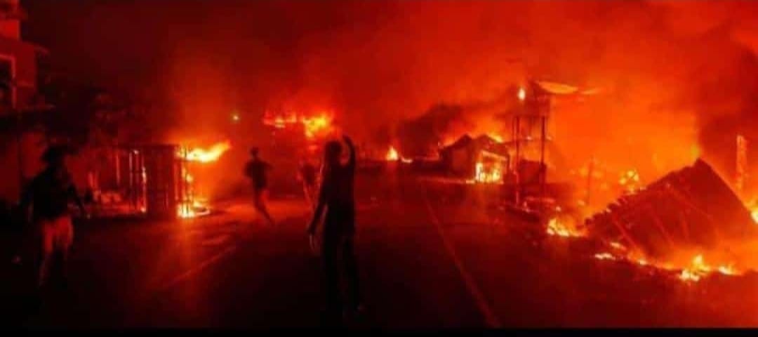 ccpurinc's tweet photo. The present Law and order of Biren's led BJP Govt in Manipur.
Communal tension rise up between the hills and valley. 
A few days ago, CM Biren in @NELiveTV claimed that the agitation of tribals group is due to their internal issues ! 
@Jairam_Ramesh @KimHaokipINC 
#ManipurOnFire https://t.co/cz0iEBut8v
