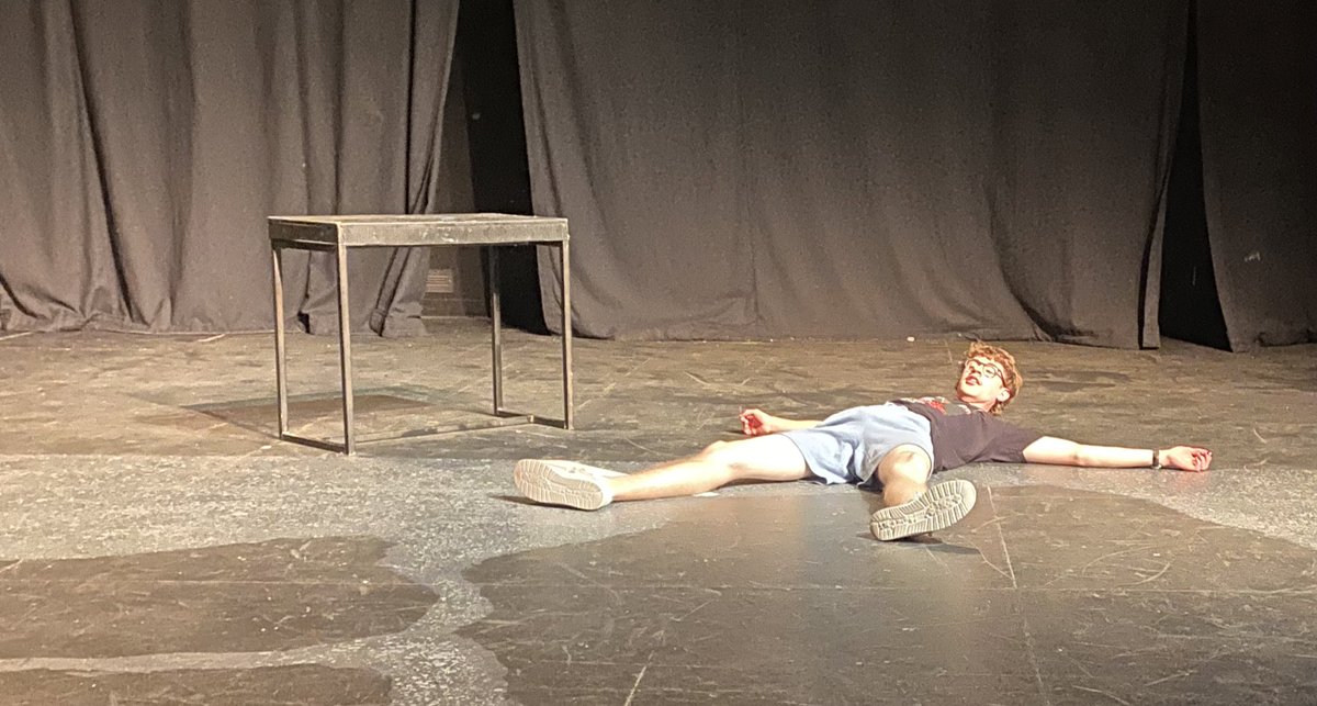 pants_esu's tweet photo. What the heck is Nicholas doing?? What is Daniel doing to Nicholas?!?!
COME TO PANTS TO FIND OUT
THURSDAY / FRIDAY
7pm / 9pm
FREDRICKSON THEATRE
ROOSEVELT HALL
BE THERE OR BE 🔲 https://t.co/RE48T6FwX6