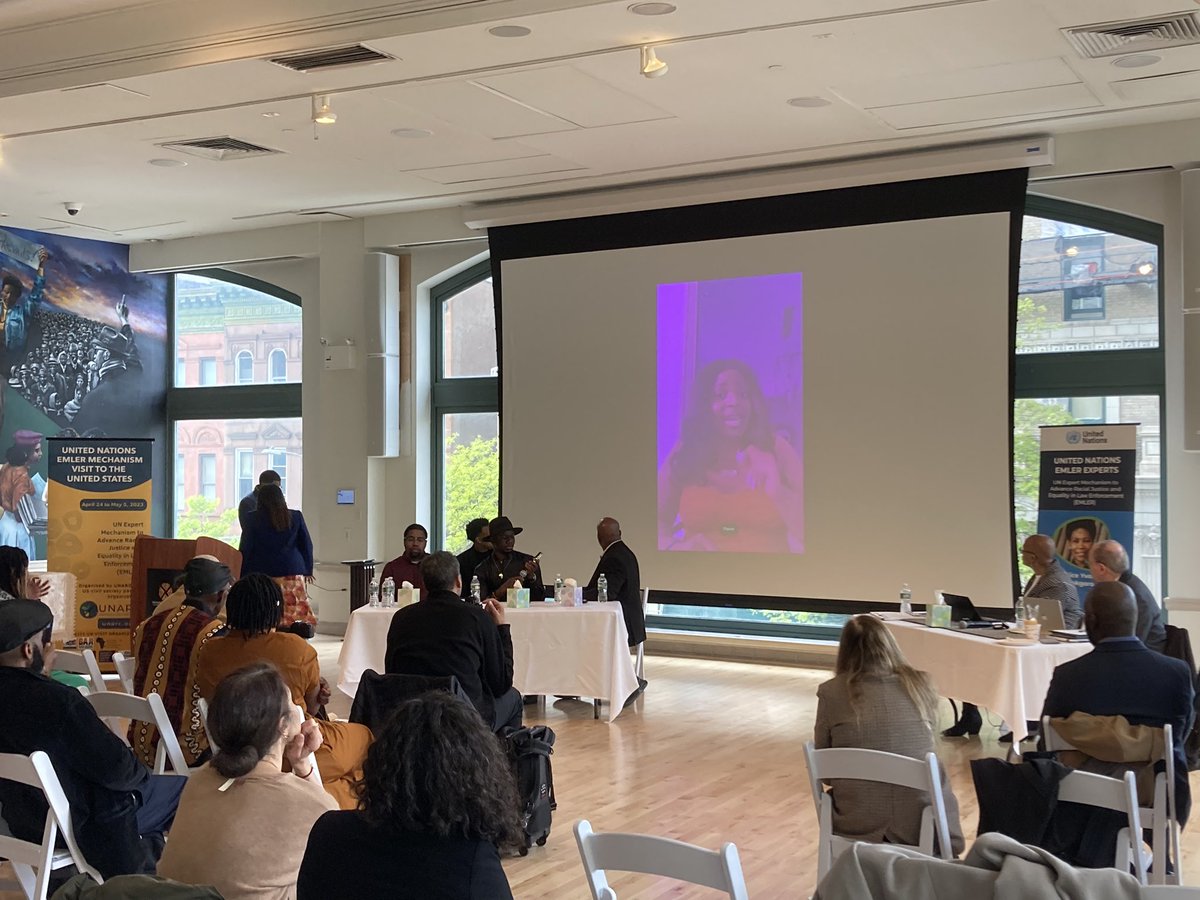 UN experts on systemic racism and police violence starting their meeting in NYC with activists, directly impacted individuals and advocates. First panel is focusing on anti-Black racism in the context of US immigration and asylum policies. Watch live here: fb.watch/ki8T_fVnmU/?mi…
