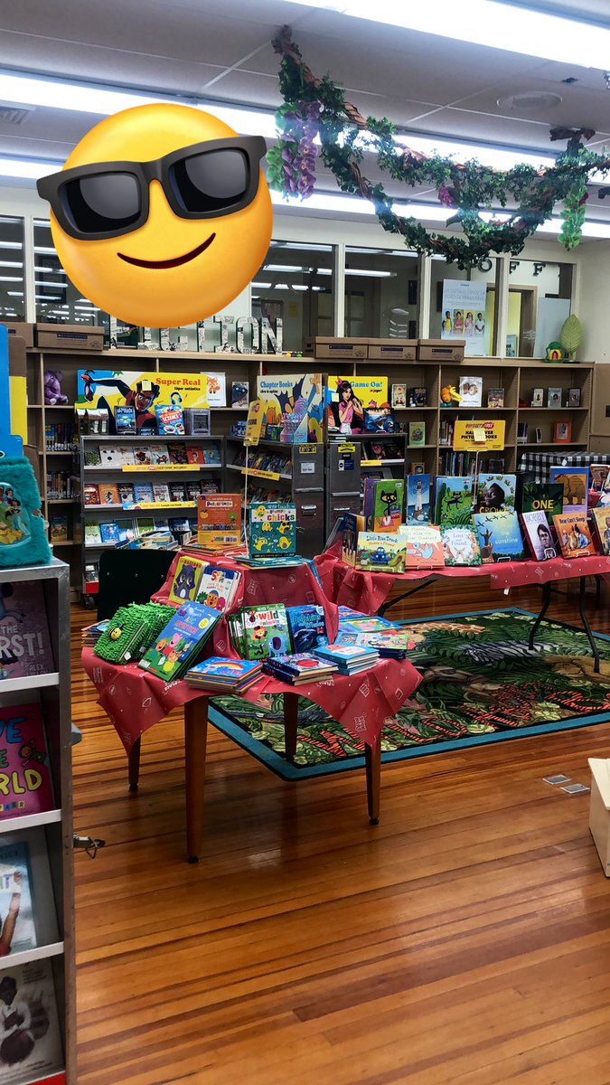 MrsDausesFDES's tweet photo. The @Scholastic Book Fair is here! So exciting! @FDESbcps https://t.co/BbOSV8SNju