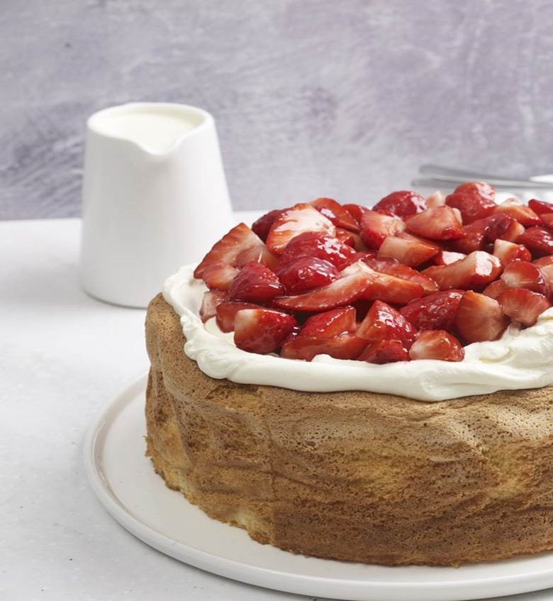 Have you visited our bluebell woodlands yet?

Be sure to explore them this weekend when we'll have deck chairs on the lawn, family fun and games in the garden, gorgeous interiors ~ plus special strawberry cake in our Barn Café 🍰

#coronationweekend #bankholiday #springtime