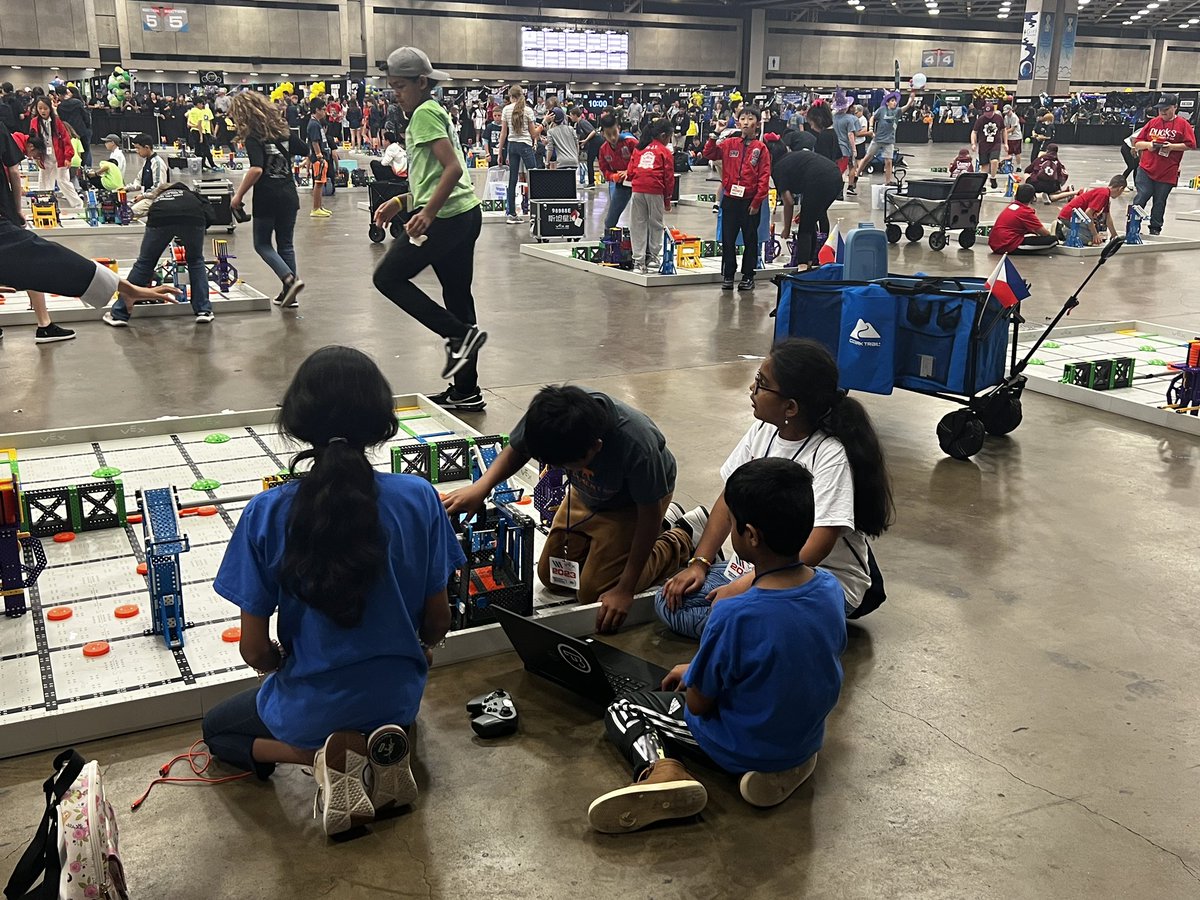 Adrienne Sams tweet media