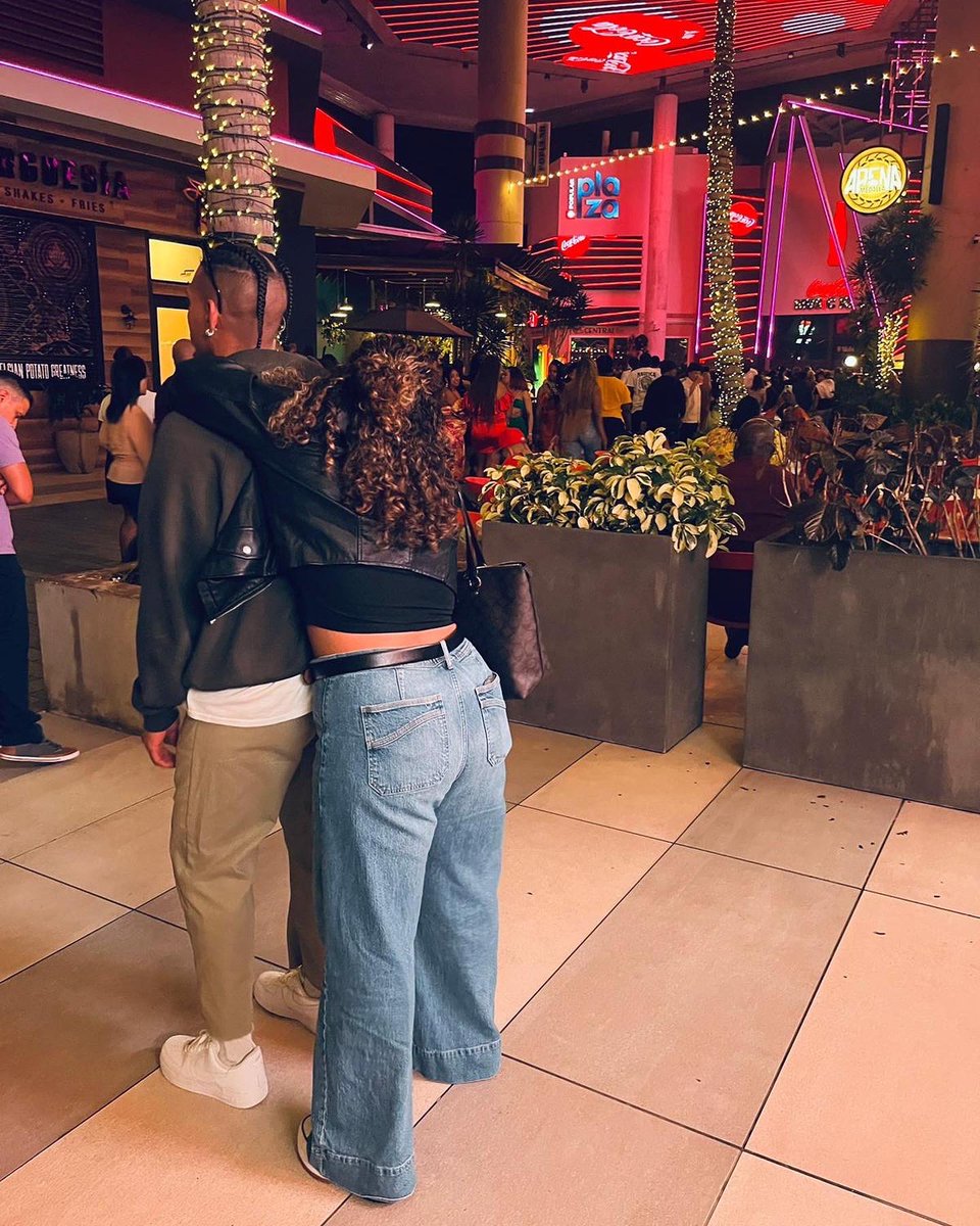 JBoyz_3's tweet photo. El amor de mi vida🌷 https://t.co/D3eXKDadJj