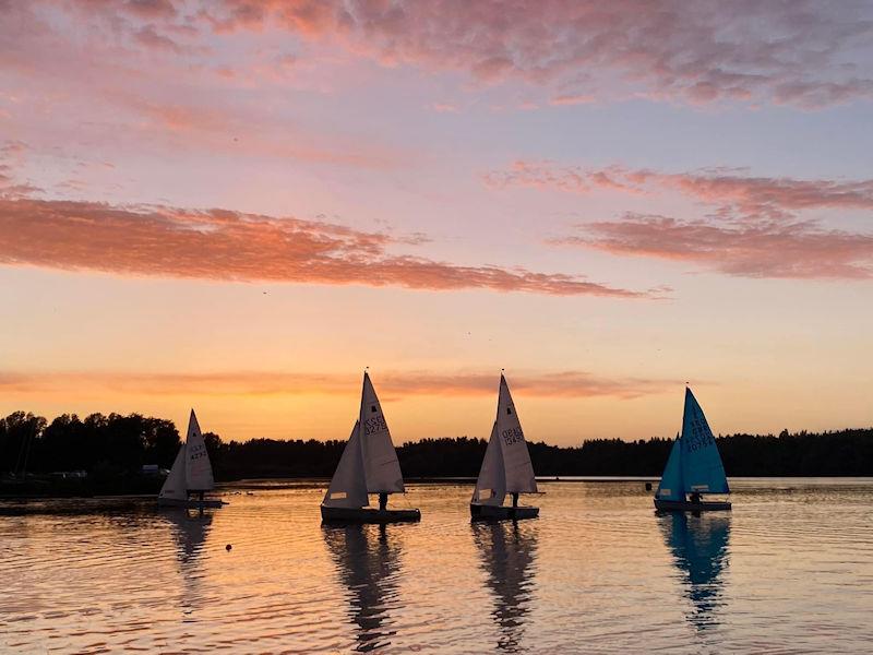 Race Sunrise to Sunset with the Leigh &amp; Lowton S2S Event - <a href="/LLSC_official/">Leigh & Lowton Sailing Club</a> <a href="/EntAssociation/">Enterprise Assoc.</a> <a href="/fireflysailing/">Firefly Sailing</a> <a href="/GP14sailing/">GP14 Association</a> sail-world.com/news/261352/Ra…