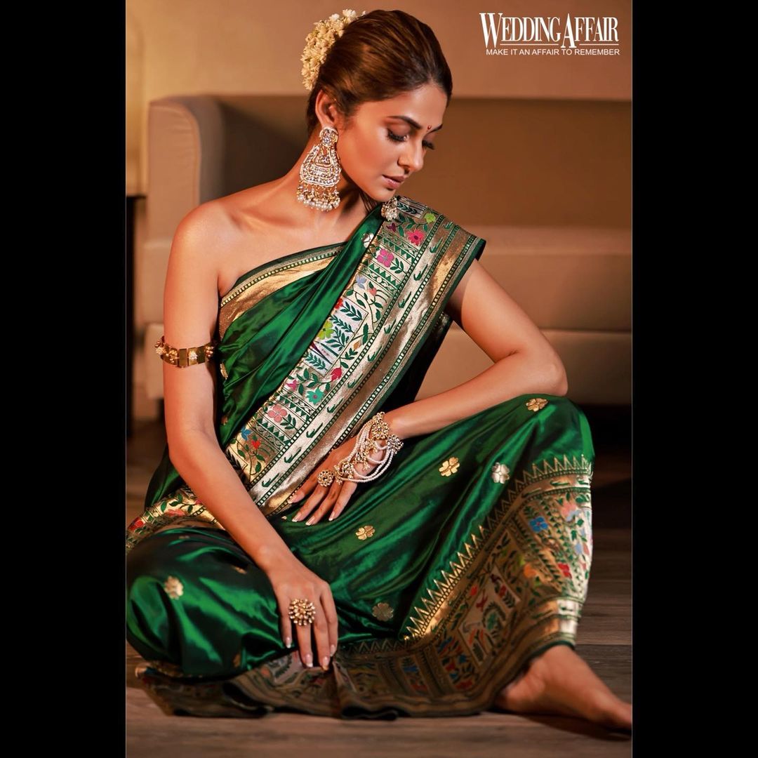 SHE IS THE MOMENT.... #JenniferWinget