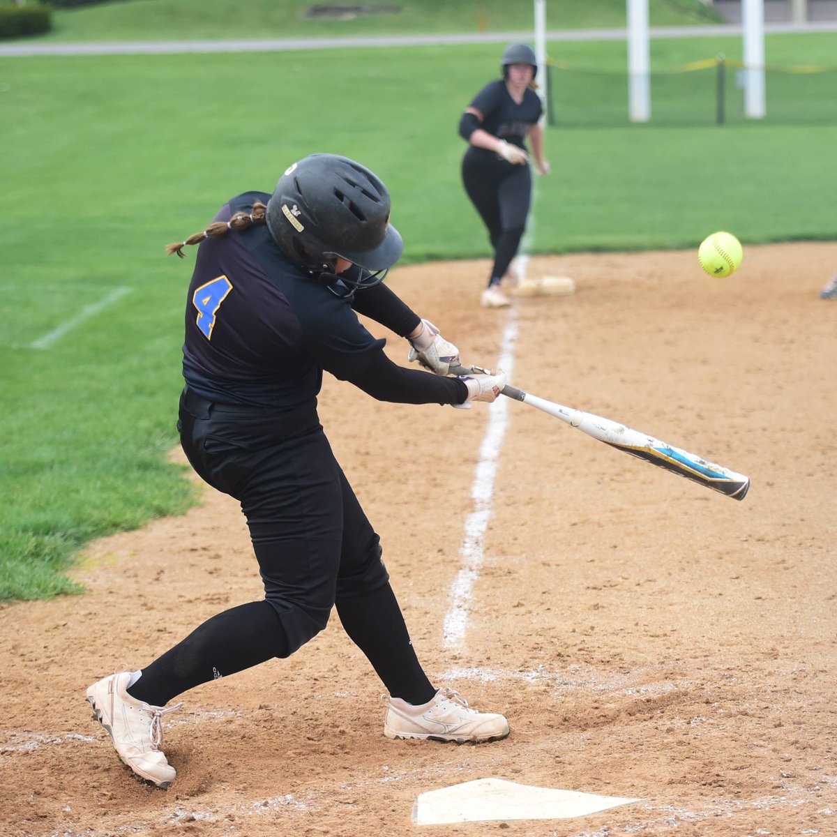 "I wasn't confident, and once I got into it it's such an awesome thing to develop."

Carly Vaughan isn't your typical multi-sport athlete. The Kennard-Dale senior softball star is also a national championship powerlifter. For subscribers: ydr.com/story/sports/h…