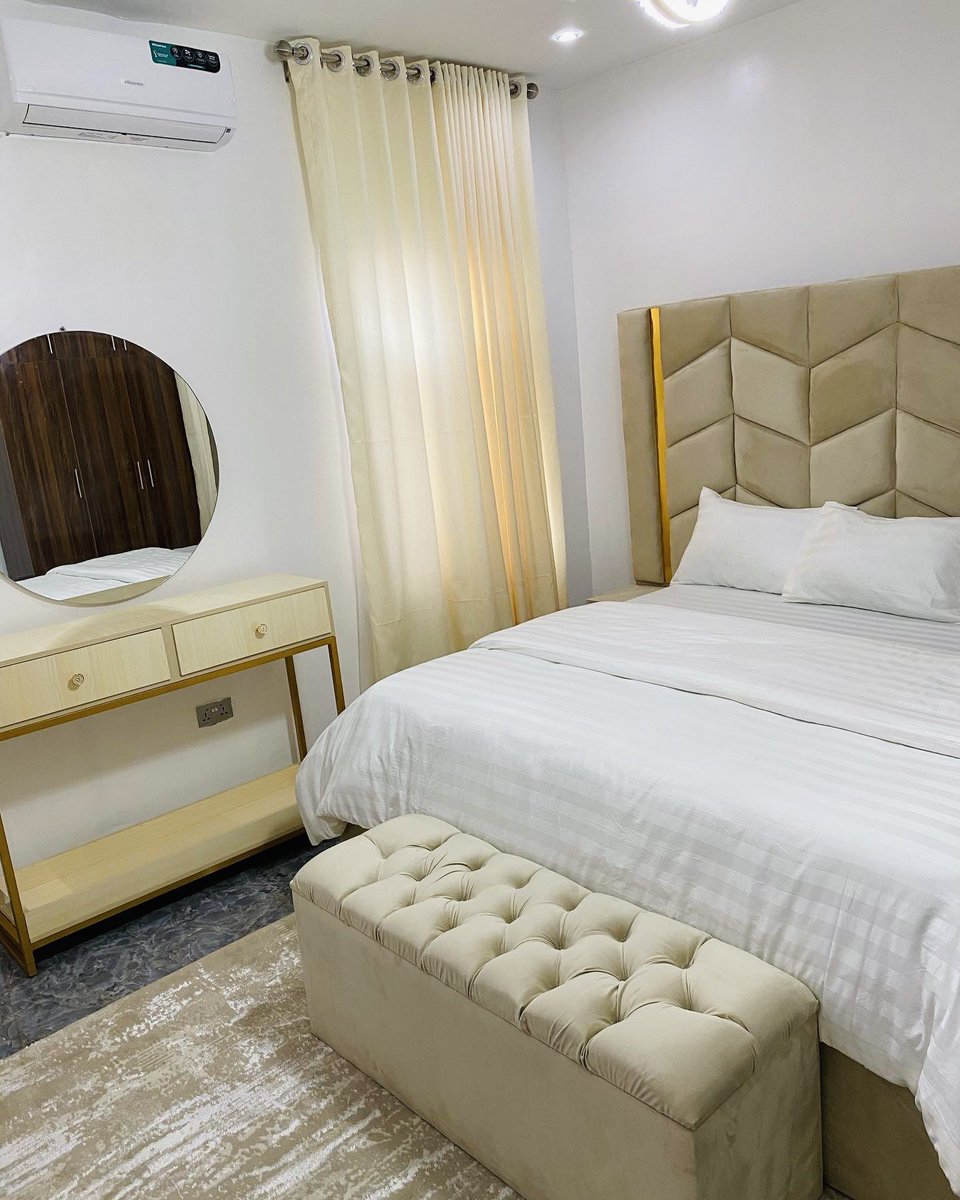 DenbridgeHomes's tweet photo. Shortlet Abuja

2 Bedroom Large Apartment with all Smart TVs and Large Rooms 

Location: Jahi Abuja 

24hours Electricity, WiFi, Security, DSTV,  Cleaning Services, Netflix, Fully Kitted Kitchen, etc 

Apartments give the most comfort.

Please RT 🙏🙏 https://t.co/gxUd5PzHc4