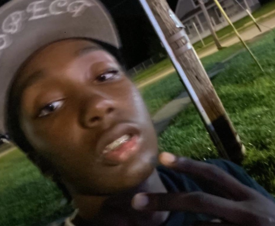 Toledo_PD's tweet photo. Missing Juvenile: Jeremiah Midcalf, 16, was reported missing on 5/2/23, but has not been heard from in three weeks. He was last seen in the area of Southard Ave. Jeremiah is 5'06" and 145lbs. https://t.co/0sAYFa35By