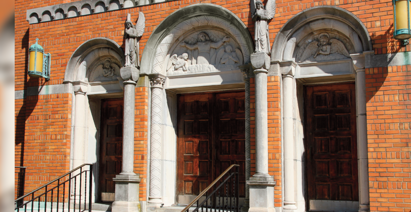TEAMMom2006's tweet photo. #Top4Doors for the #Top4Theme! Tag Your Friends & RT Hosts:
@LiveaMemory
@obligatraveler
@intheolivegrov1
@wandersmiles
Chapel Door (Ireland), Cathedral Door (France), Barn Door (Texas) & Church Doors (NJ) https://t.co/z3LJxkSf9A