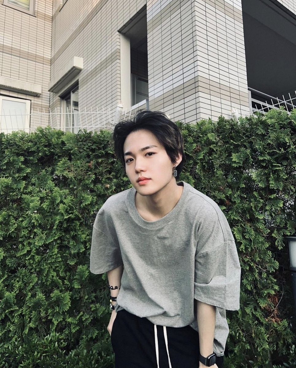 treasure updates on Twitter "[yg_treasure_official] Instagram Post