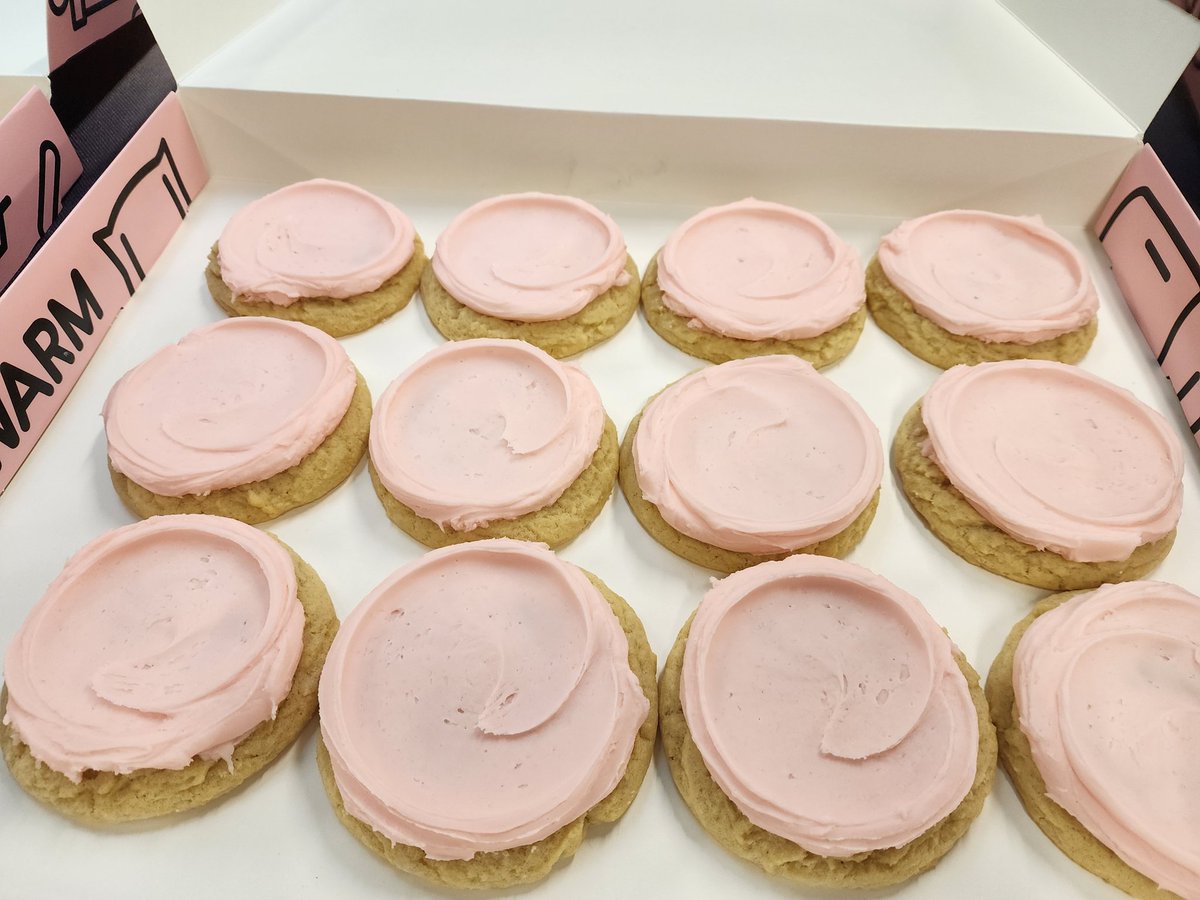 jeannesieg's tweet photo. It's #staffappreciationweek! Thanks to our @RSDWisconsin Board of Education for the @CrumblCookies, one staff said it was "the hardest decision of her life"! https://t.co/6YLTg5laVR