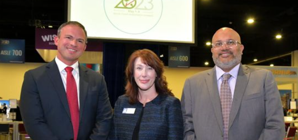 ArkansasOSD's tweet photo. Fort Smith manufacturer, ABB Motors &amp; Mechanical, joins the growing number of industry-to-education partnerships in Arkansas designed to create a pipeline of technical talent by investing $1 million in UAFS manufacturing programs. #ArkansasOSD #ABBmotors #ABB #USFS #ARleg #ARpx https://t.co/SH5cZICrxc