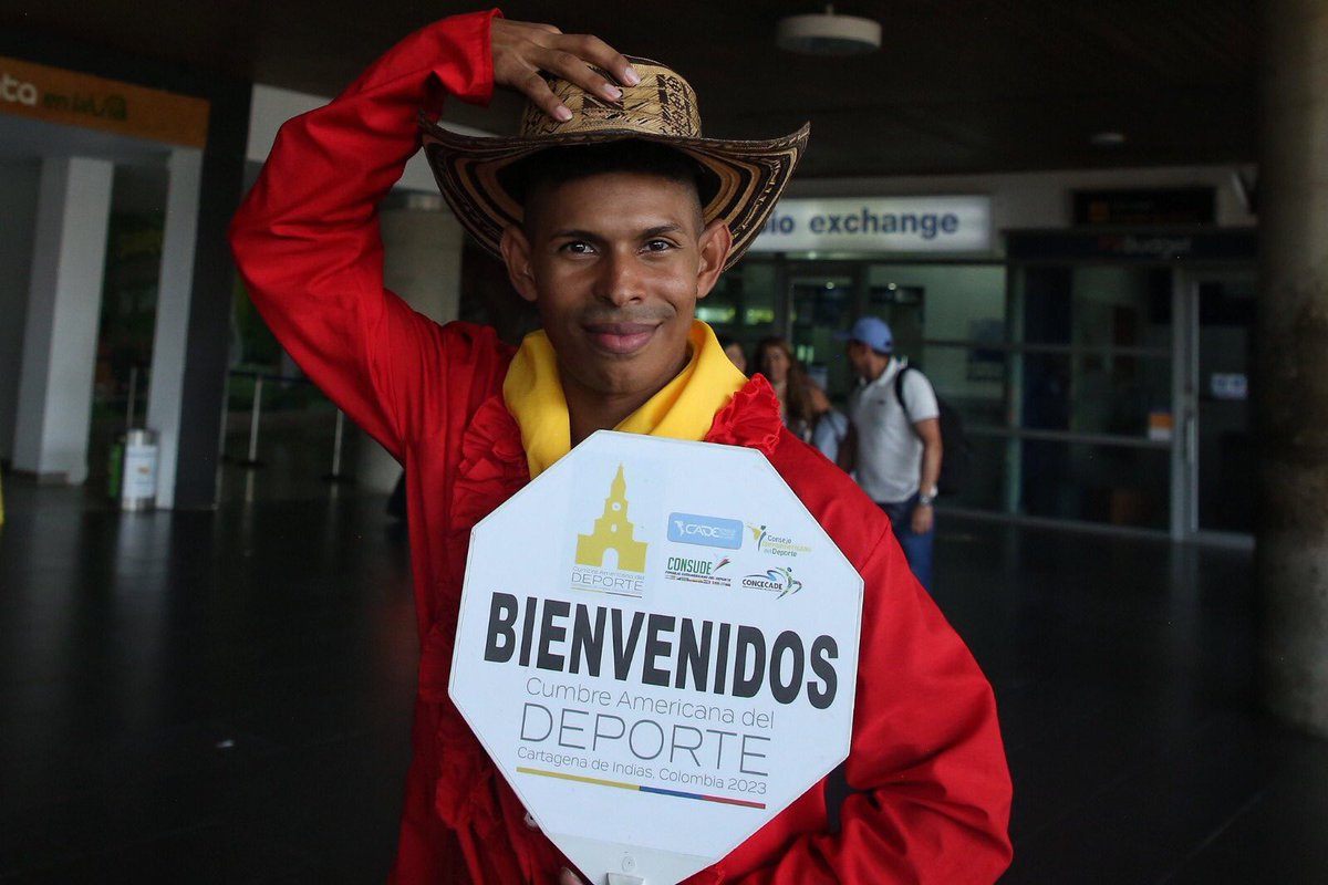 sndpy's tweet photo. #DiplomaciaDeportiva🤝🏻
Ministros y autoridades de deportes del continente se reúnen en #Colombia🇨🇴 para participar en la Cumbre Americana del Deporte 2023🤩
#Paraguay🇵🇾 presentará al #CONSUDE la memoria de los @escolaresASU🥰
➕ℹ️➡️ https://t.co/KCIkTnOSwu
#ElDeporteNosUne🤝🏻 https://t.co/OdHYC0PhLe