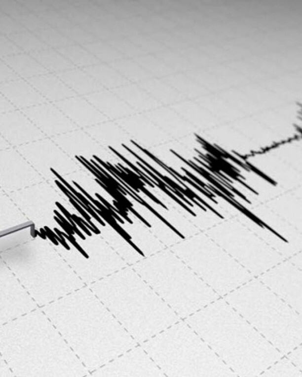 QuePasaEnMerida's tweet photo. Sismo de magnitud 3.8 se registró en Mérida este #3May

Funvisis informó que a las 9 horas 34 minutos de la mañana de este miércoles 3 de mayo del 2023 se presentó un movimiento telúrico de 5.0 km de profundidad, 39 km al suroeste de la población de Apartaderos.

#quepasaenm… https://t.co/d4E6mDEIDQ