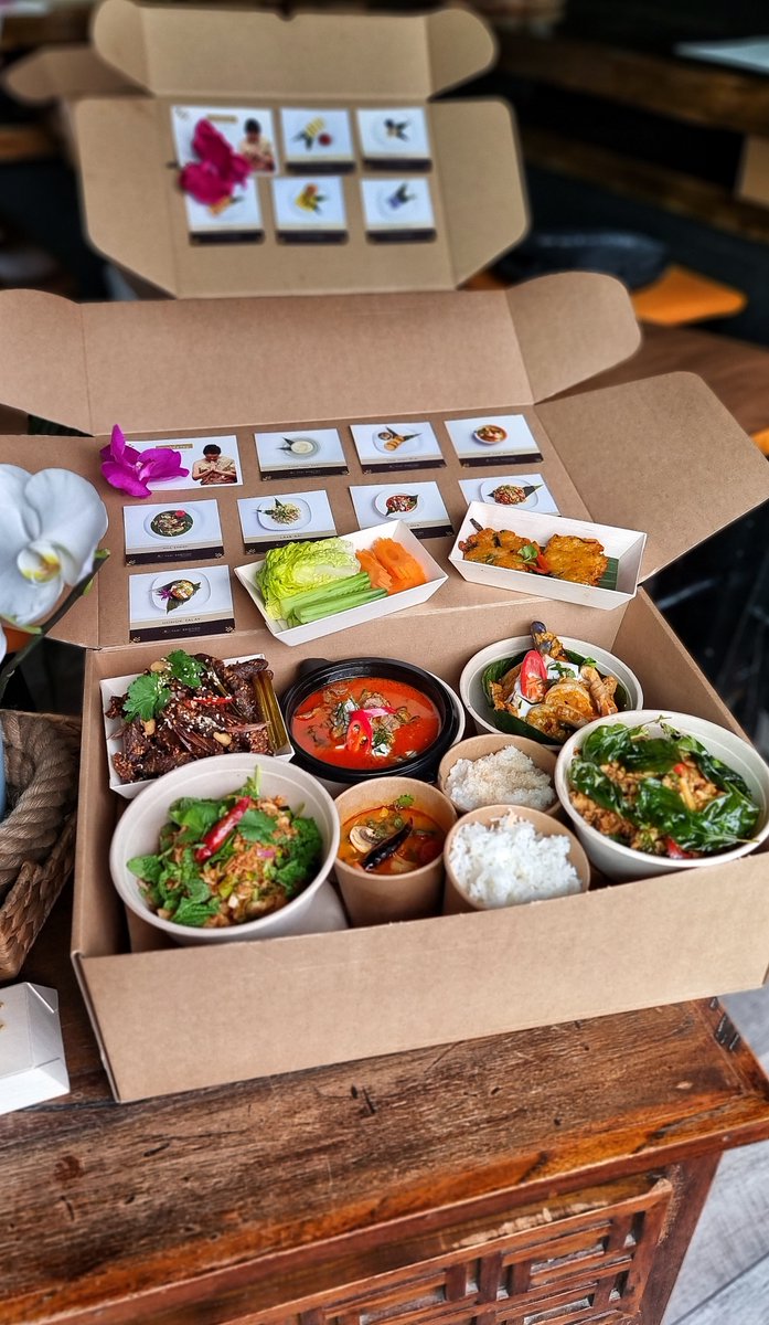 ¡Atención a todos los amantes de la comida picante! 
¡Puedes disfrutar de nuestro menú Spicy Lovers 🚀 en la comodidad de tu hogar! 🏠

 ¡Te garantizamos que tendrás una experiencia culinaria que nunca olvidarás.! 🔥

✅ ¡No esperes más y haz tu pedido!  📞  623 215 197