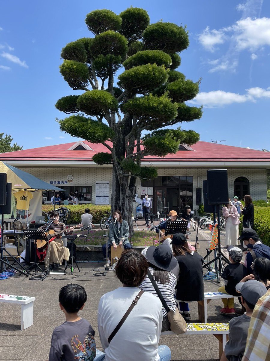 モジョぴく1日目晴れて良かったです！
ありがとうございました！
砂の祭典は5/5まで開催中です🚗🚗