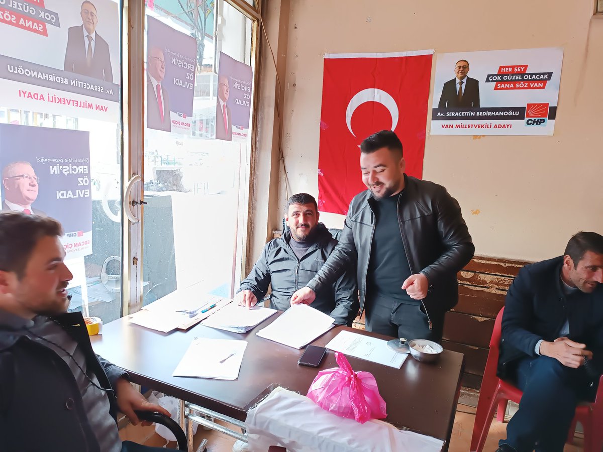 CHP Gençlik Kolları olarak seçim hazırlıklarımıza devam ediyoruz.. 
Enerjimiz yüksek
Biz Kazanacağız😊