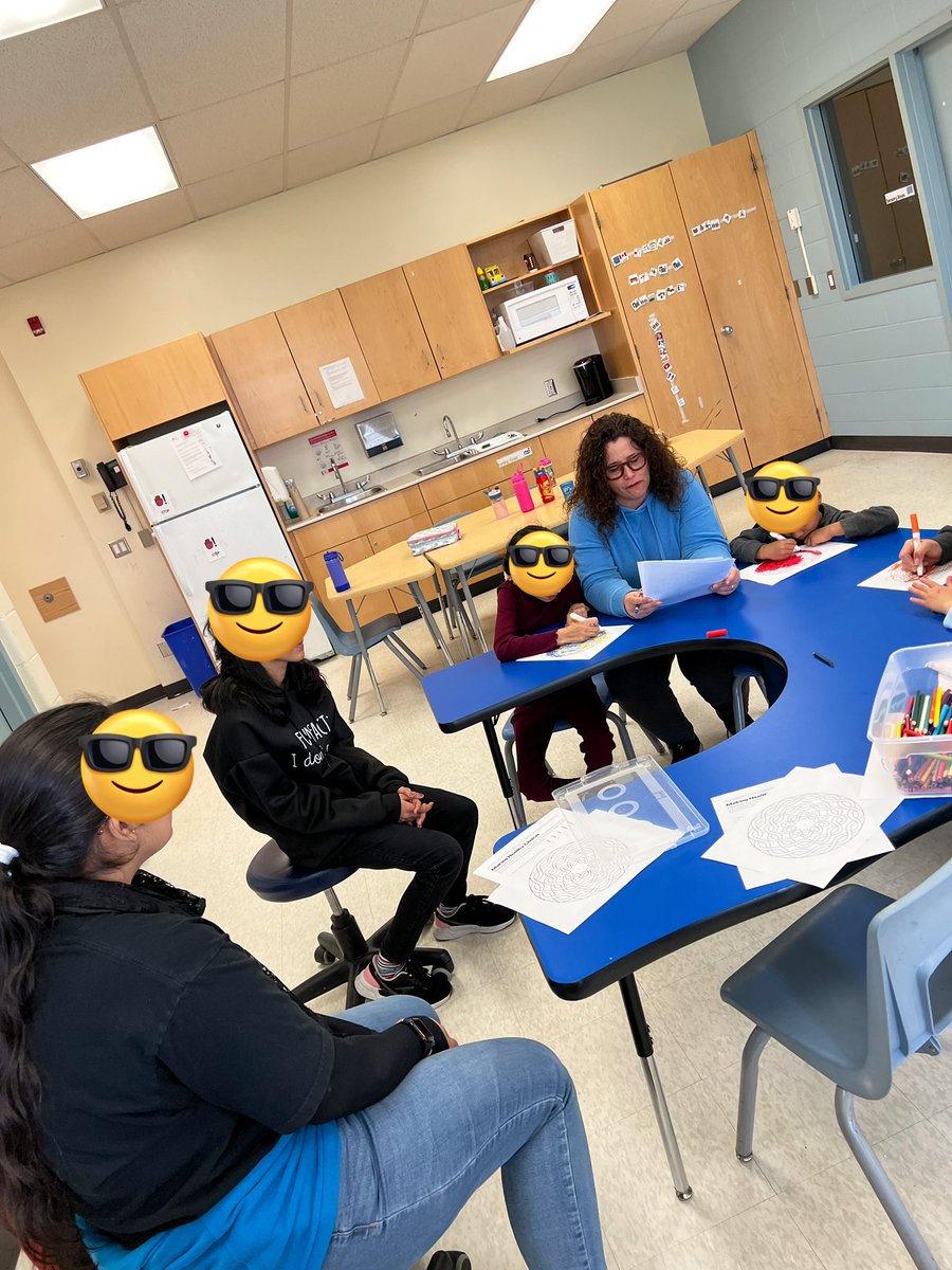 Grade 8 mental health ambassadors are sharing mental health and wellness activities with us! Excellent job 🫶🏽